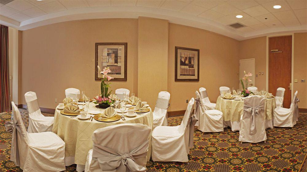 Embassy By Hilton Baltimore At Bwi Airport 4*